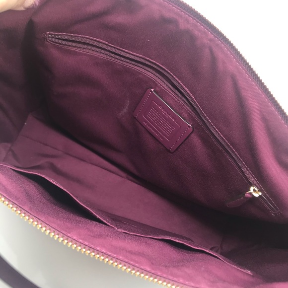 Authentic Coach Purse- Burgundy Leather Gold Chain - Picture 7 of 8